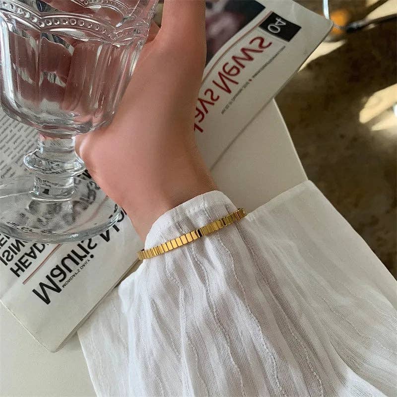 Thin Stripe Bangle Bracelet | Gold or Silver Minimalist Jewellery
