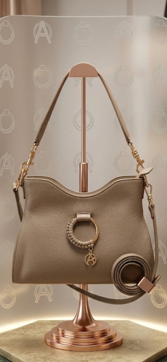 Clo hand bag
